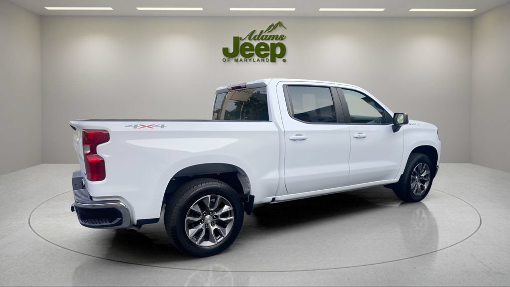 Used 2022 Chevrolet Silverado 1500 LT AWD/4WD image 9