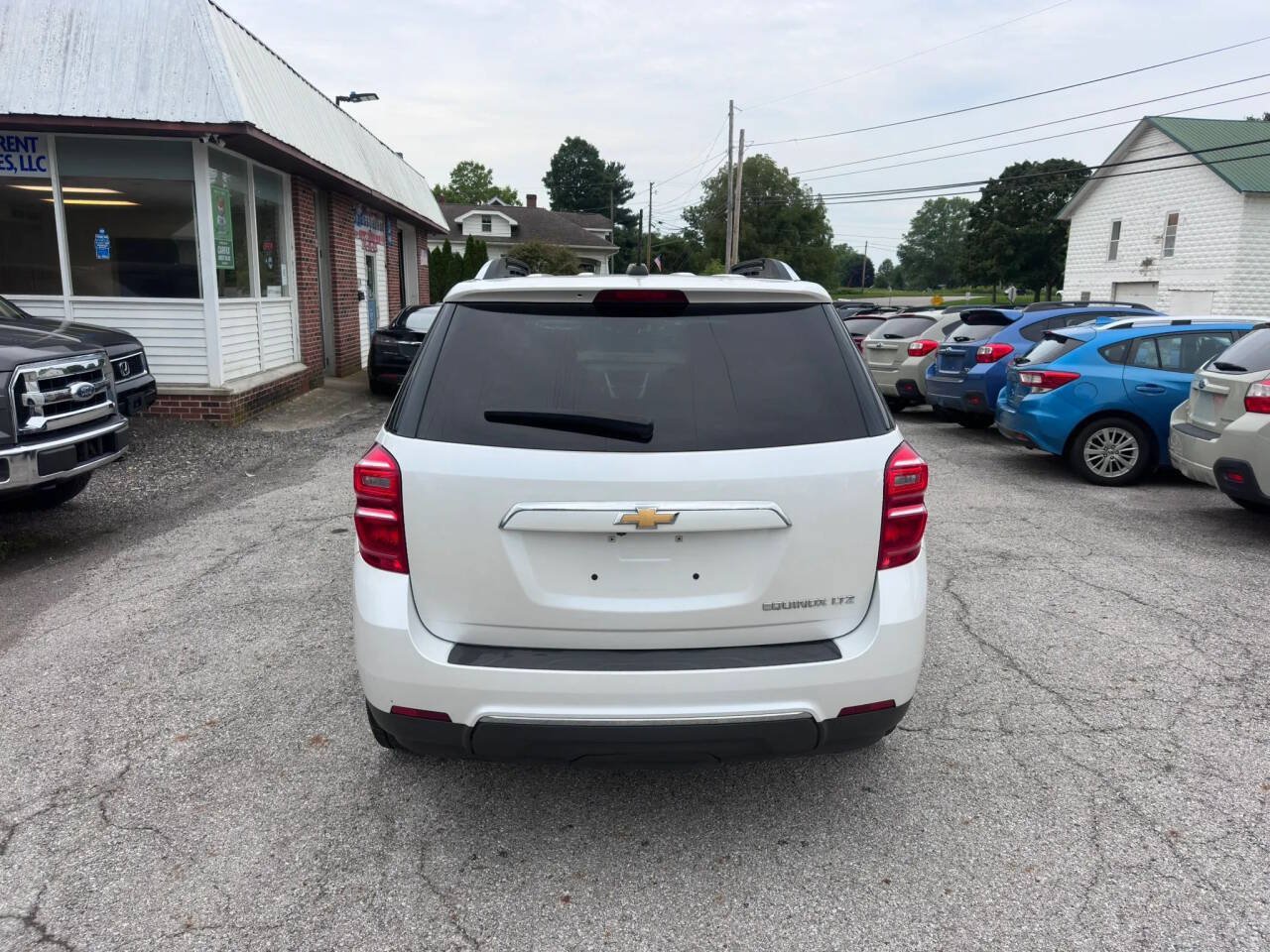 Used 2016 Chevrolet Equinox LTZ w/ Enhanced Convenience Package FWD image 7