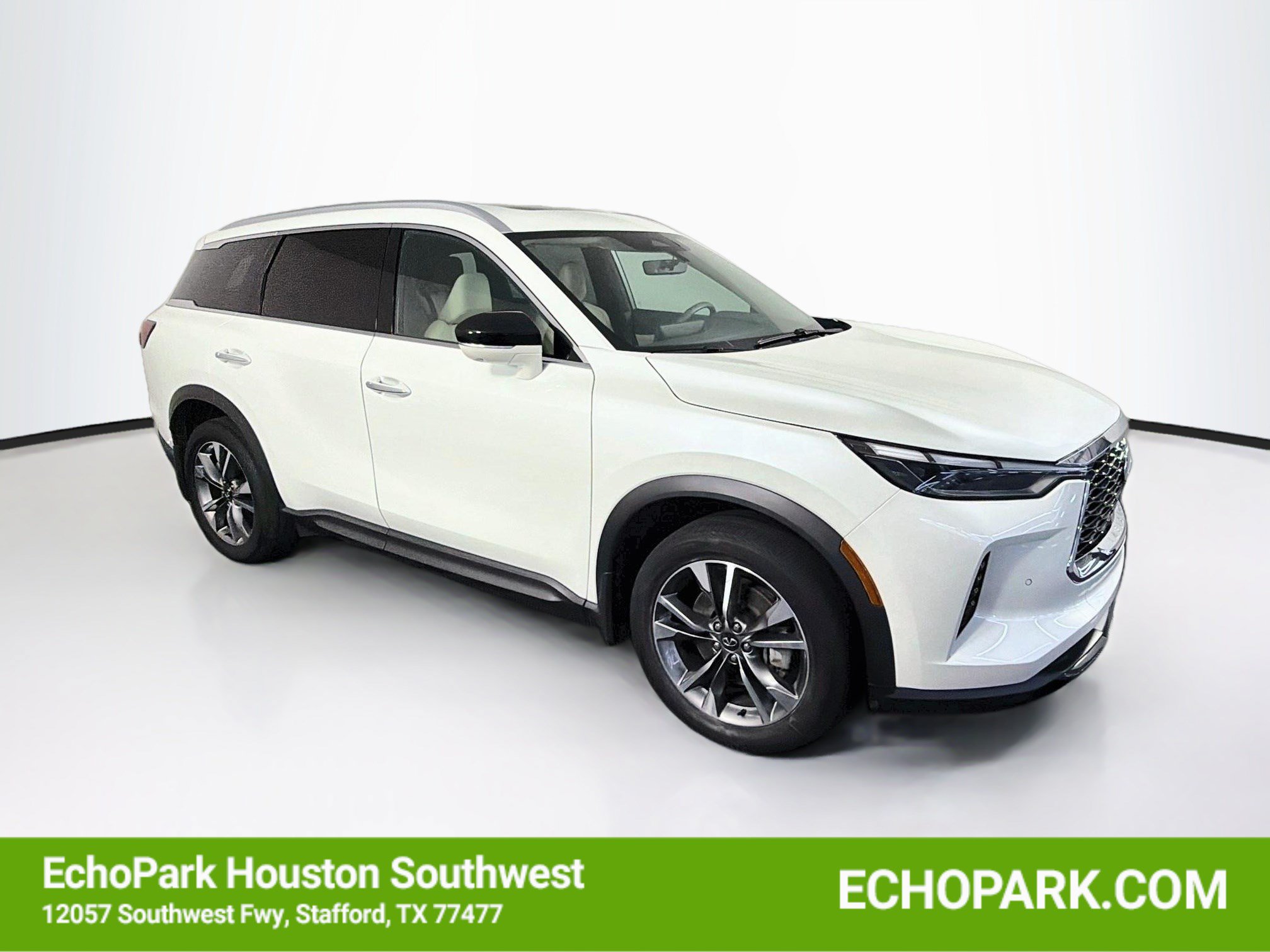 Used 2023 INFINITI QX60 Luxe w/ Cargo Package AWD/4WD image 1