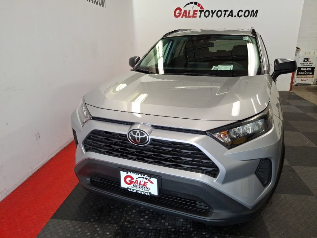 Used 2019 Toyota RAV4 LE w/ All Weather Liner Package AWD/4WD image 3