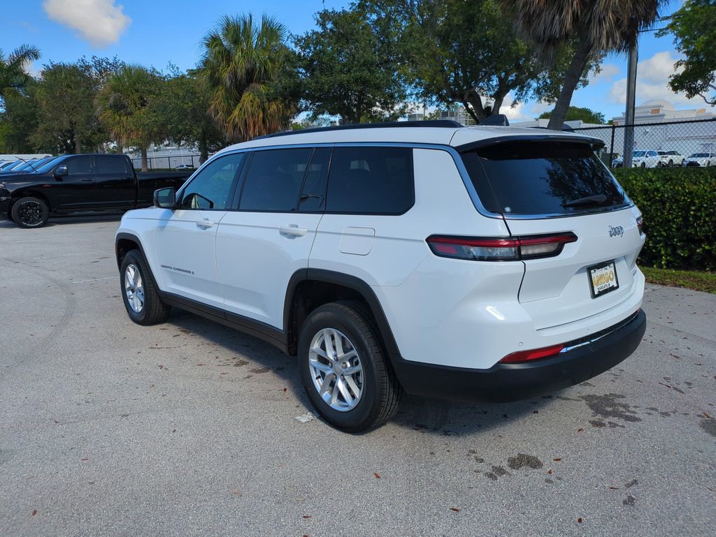 New 2025 Jeep Grand Cherokee L Laredo image 7