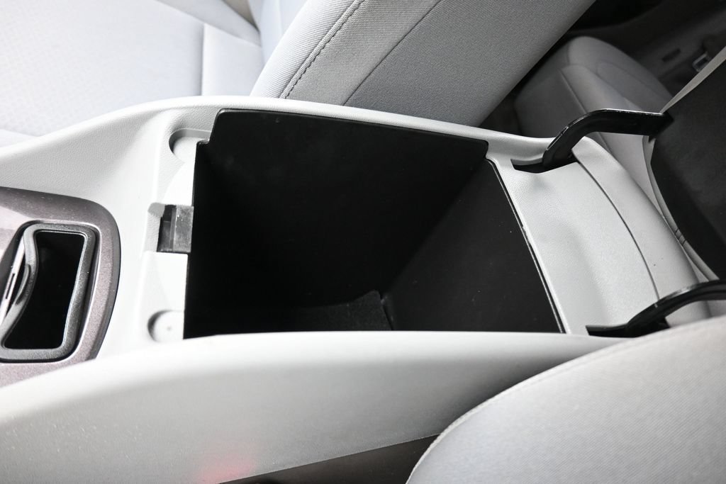 Used 2017 Chevrolet Malibu LT FWD image 22