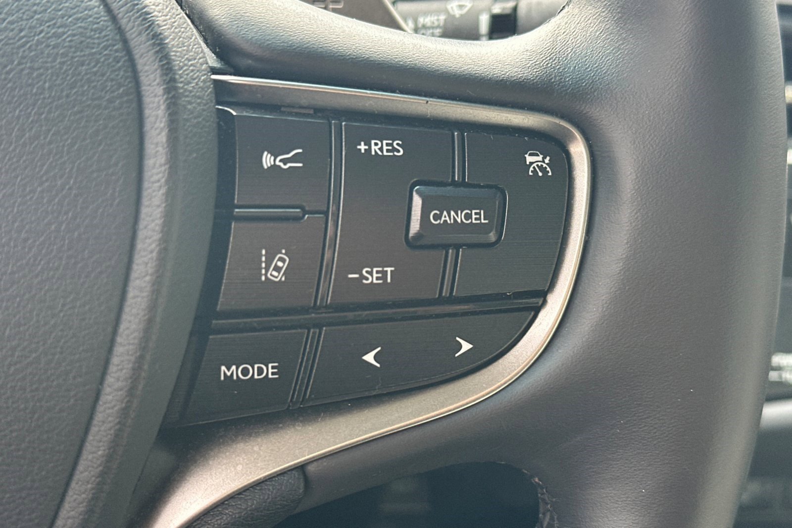 Certified 2023 Lexus ES 350 w/ Premium Package FWD image 30