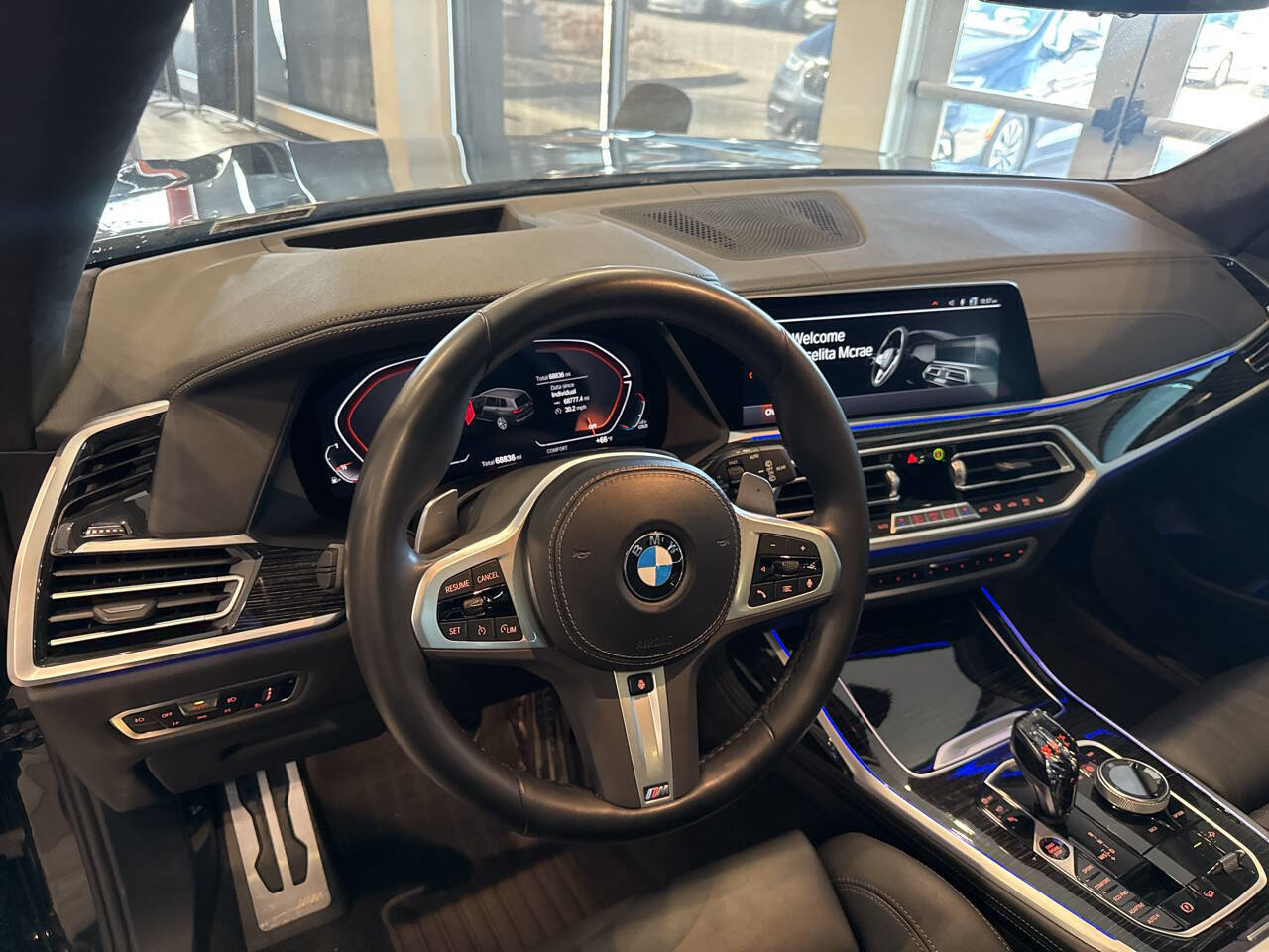 Used 2022 BMW X7 xDrive40i w/ M Sport Package image 24
