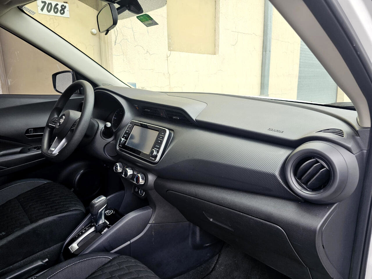 Used 2021 Nissan Kicks S image 26