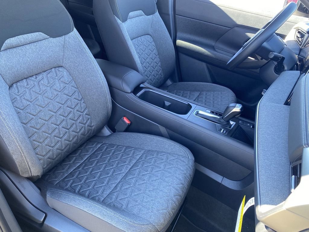 New 2026 Nissan Kicks SV w/ Cold Weather Package FWD image 21