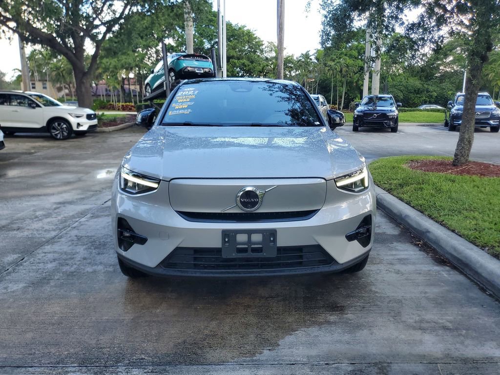 Certified 2023 Volvo C40 P8 Recharge Plus w/ Climate Package AWD/4WD image 2