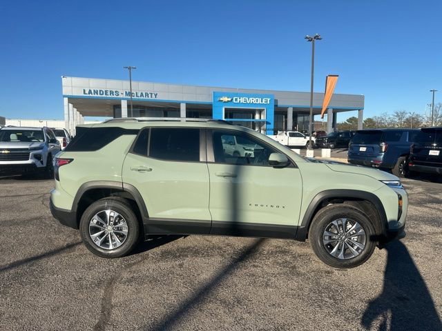 New 2026 Chevrolet Equinox LT w/ Convenience Package II image 2