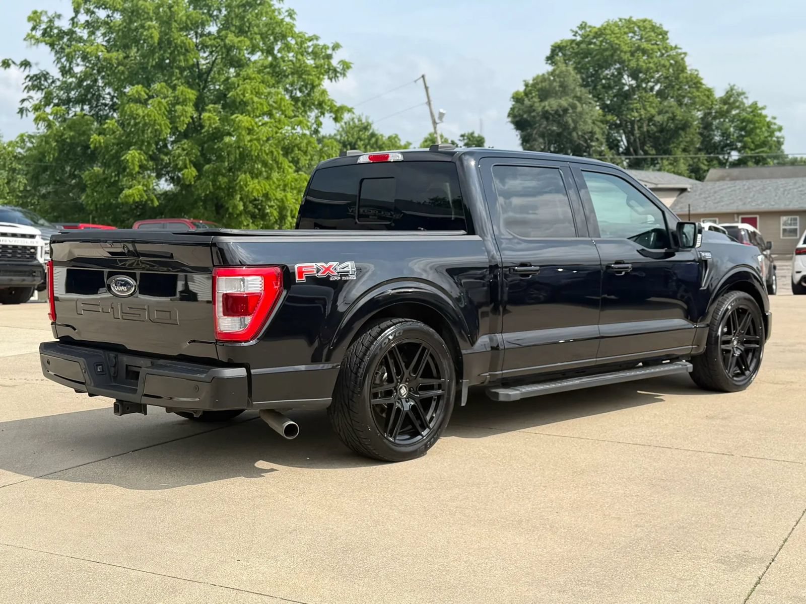 Used 2021 Ford F150 Lariat w/ Equipment Group 502A High AWD/4WD image 2