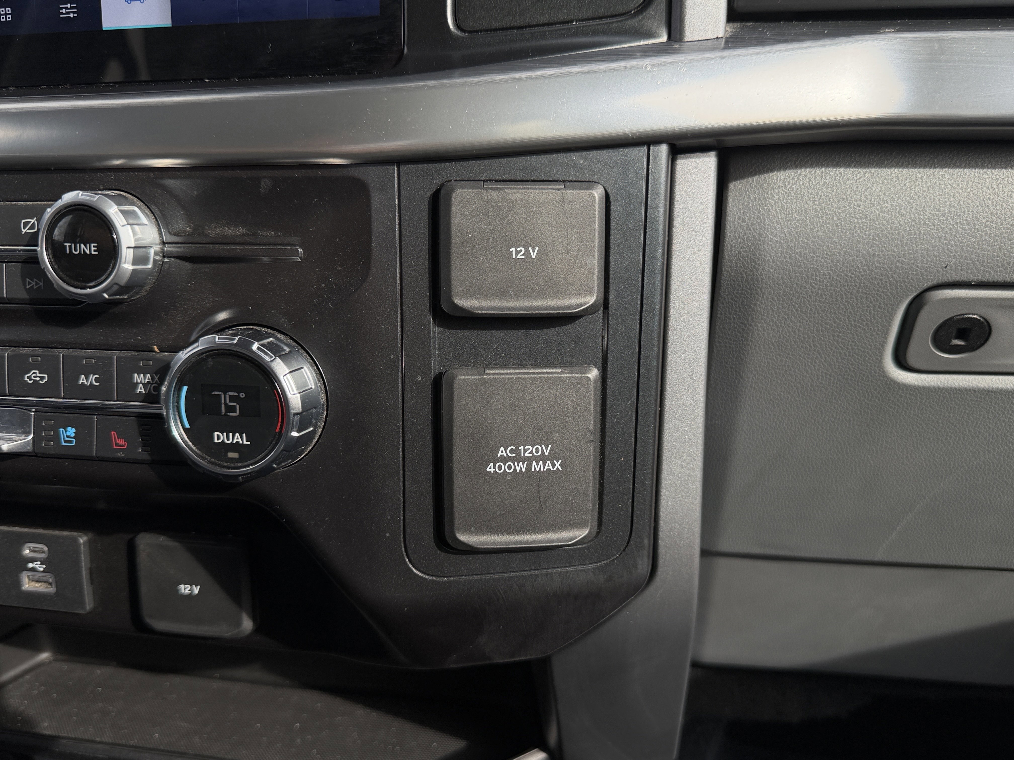 Used 2021 Ford F150 Lariat w/ Equipment Group 501A Mid image 83