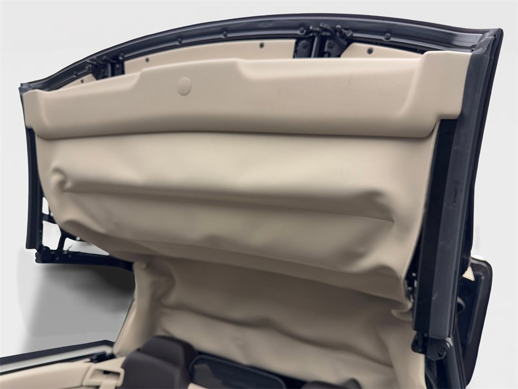 Used 2016 Mercedes-Benz E 400 Cabriolet image 27