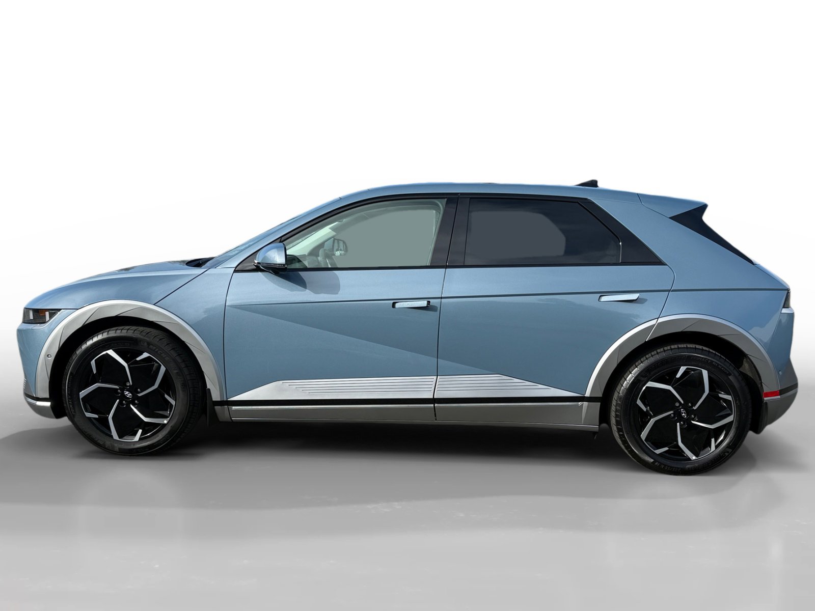 Used 2023 Hyundai Ioniq 5 Limited image 2