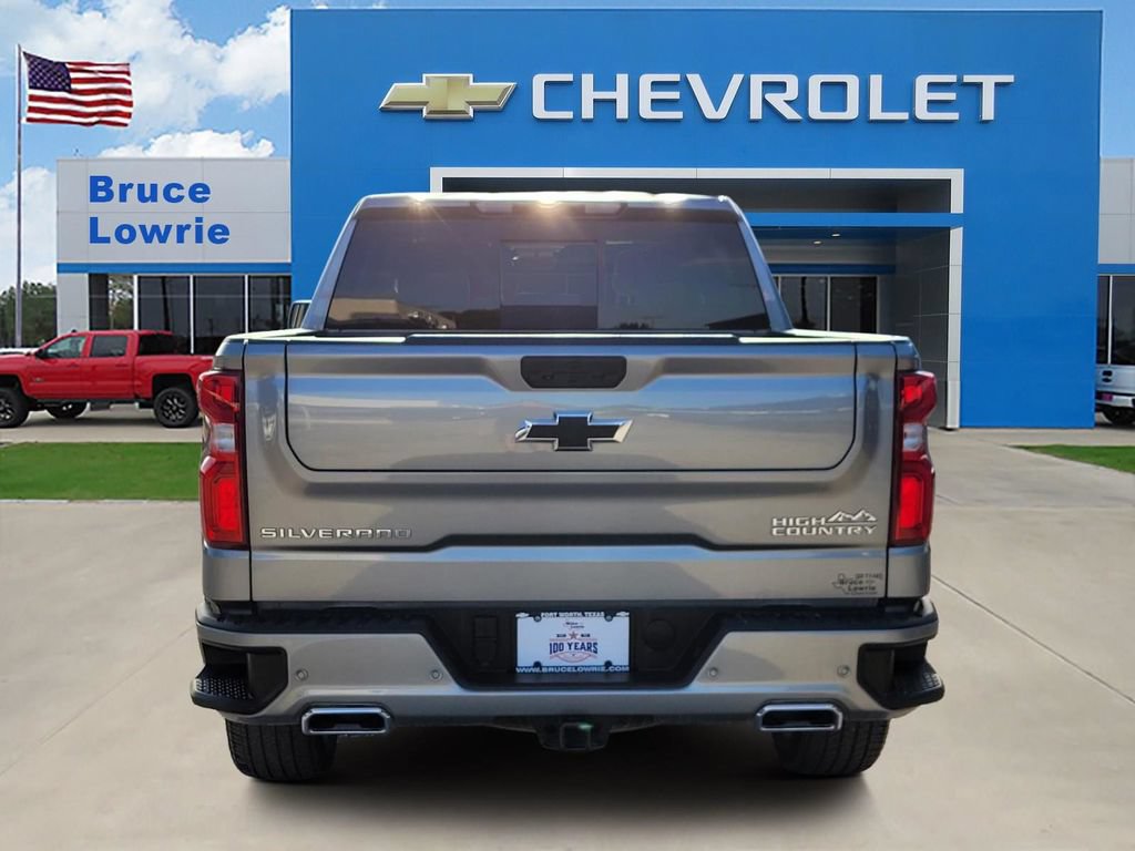 Used 2025 Chevrolet Silverado 1500 High Country AWD/4WD image 5
