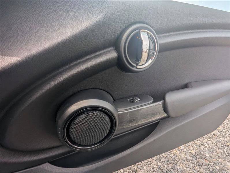 Used 2015 MINI Cooper 2-Door Hardtop FWD image 20