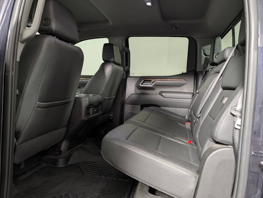 Used 2022 Chevrolet Silverado 1500 RST AWD/4WD image 12