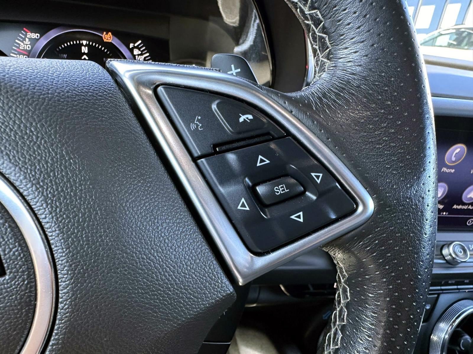 Used 2020 Chevrolet Camaro SS RWD image 17