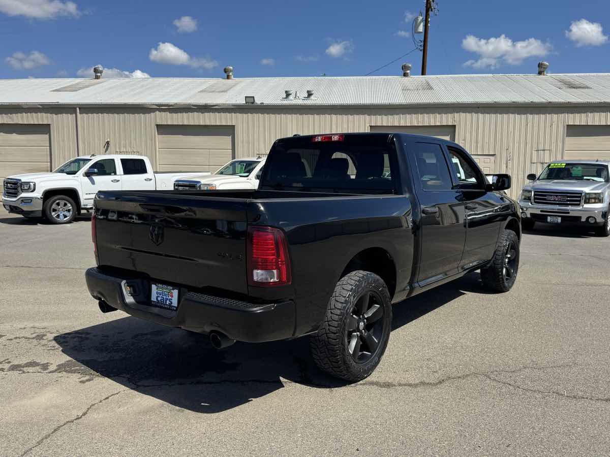 Used 2014 RAM 1500 Express w/ Black Ram 1500 Express Group AWD/4WD image 9