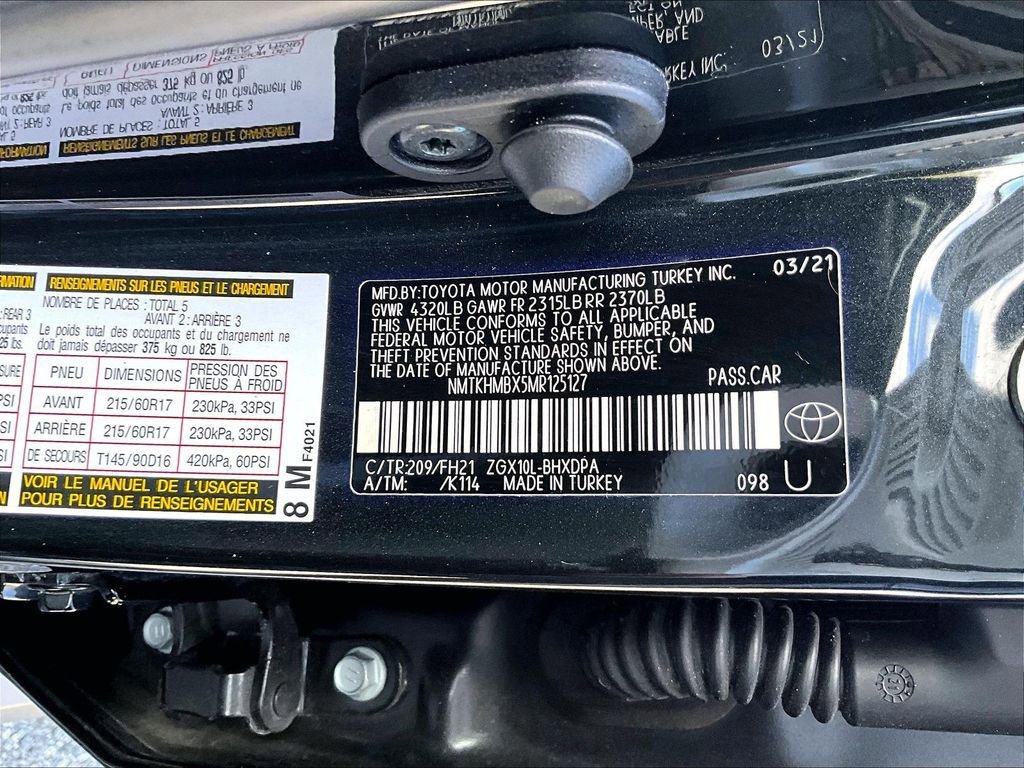 Used 2021 Toyota C-HR LE image 30