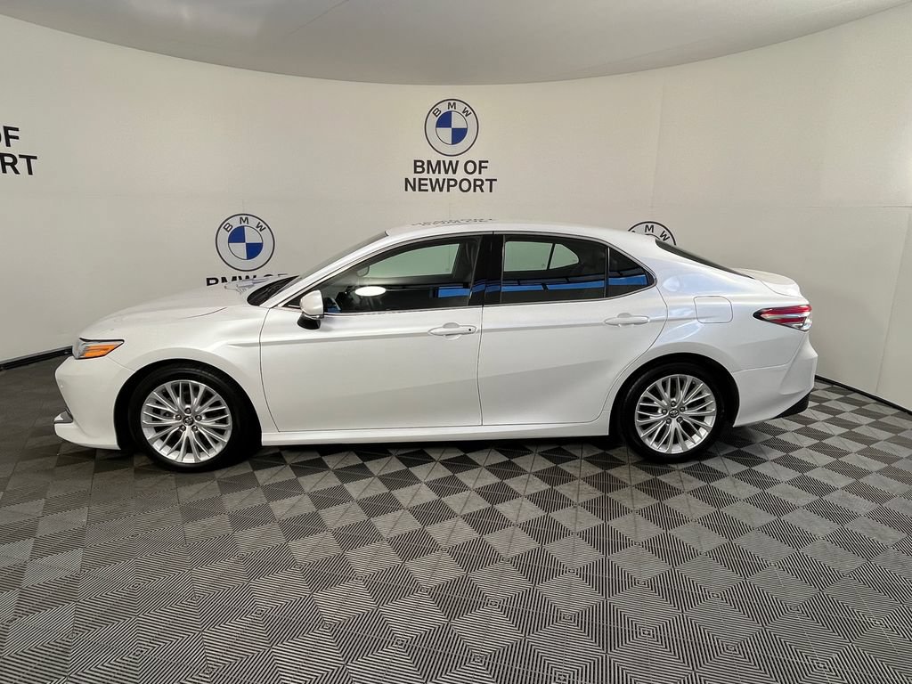 Used 2018 Toyota Camry XLE FWD image 13