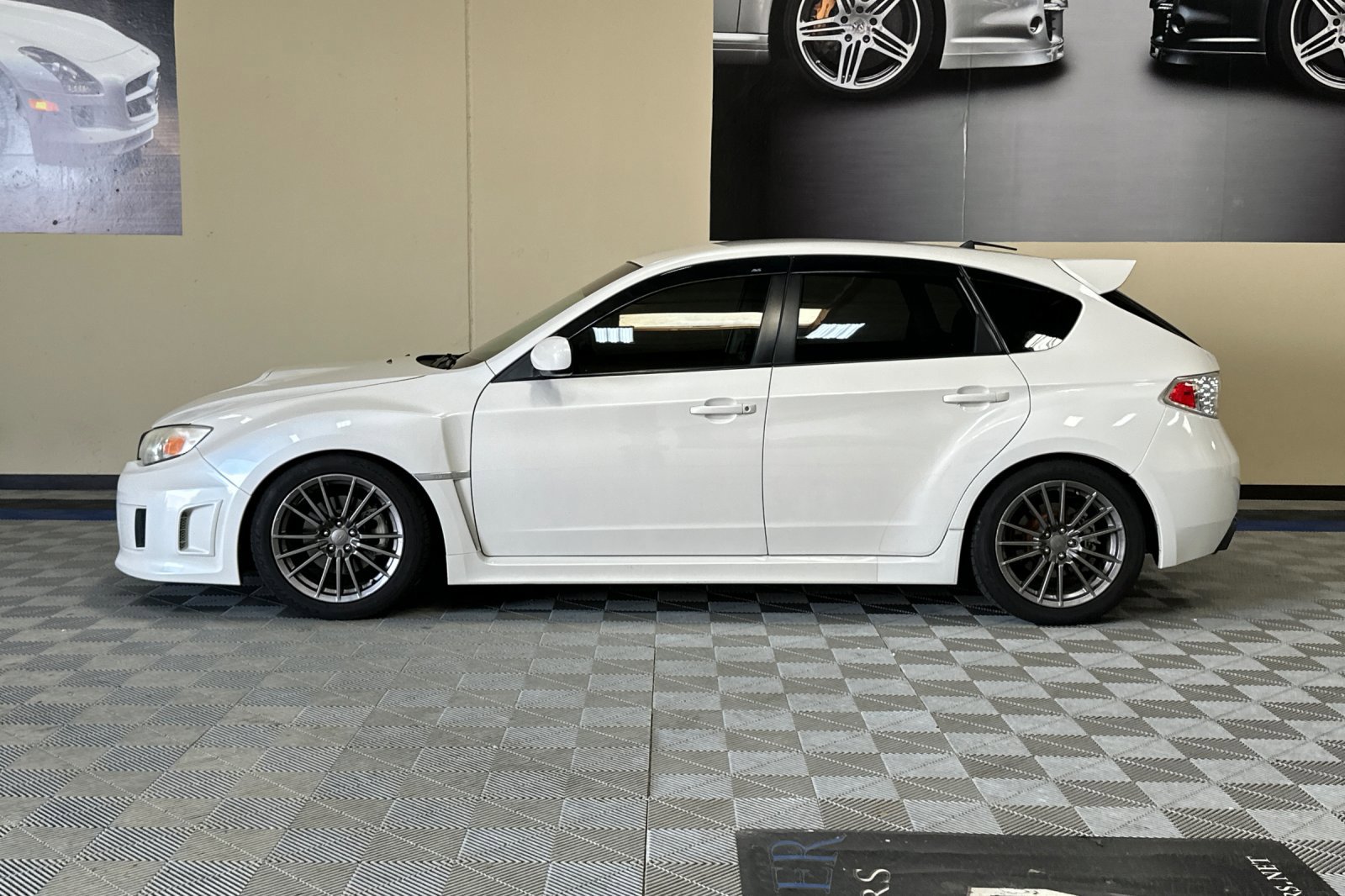 Used 2012 Subaru Impreza WRX Hatchback image 7