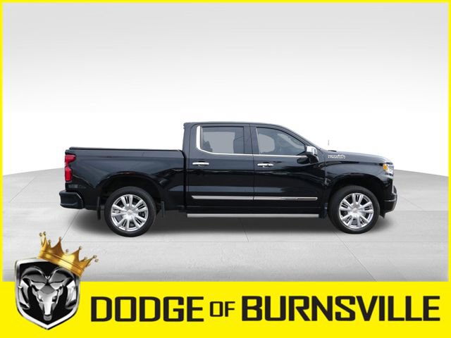 Used 2022 Chevrolet Silverado 1500 High Country w/ High Country Premium Package image 11