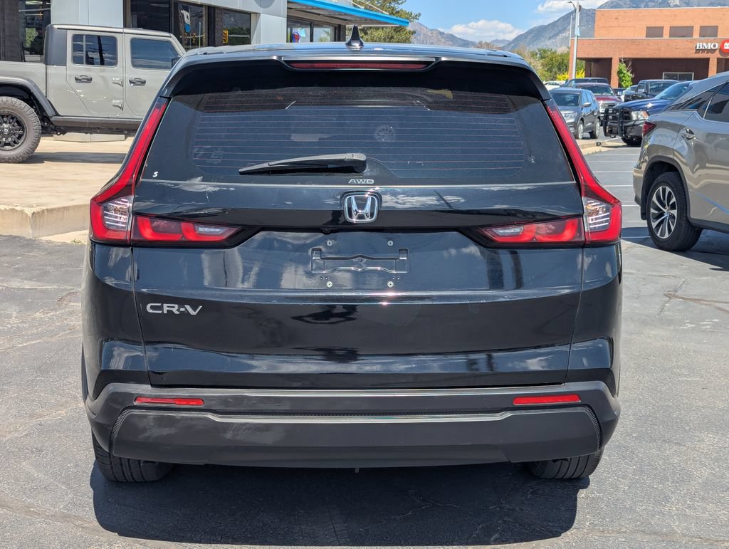 Used 2024 Honda CR-V LX image 6
