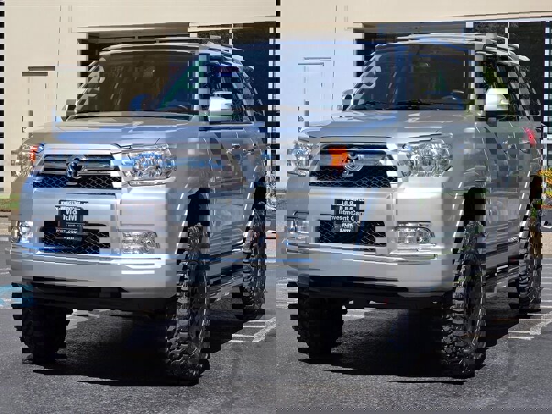 Used 2011 Toyota 4Runner SR5 w/ Convenience Pkg