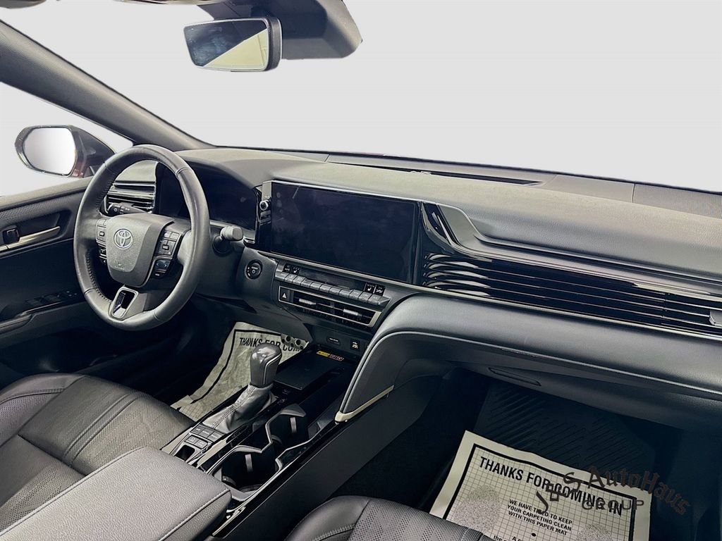 Used 2025 Toyota Camry XSE image 29