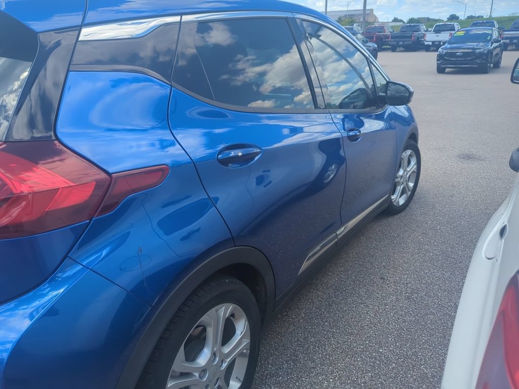 Used 2017 Chevrolet Bolt LT FWD image 14