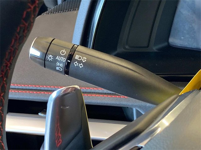 Used 2023 Chevrolet Corvette Stingray Convertible w/ Z51 Performance Package image 17