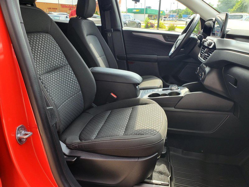 Used 2024 Ford Escape Active AWD/4WD image 12