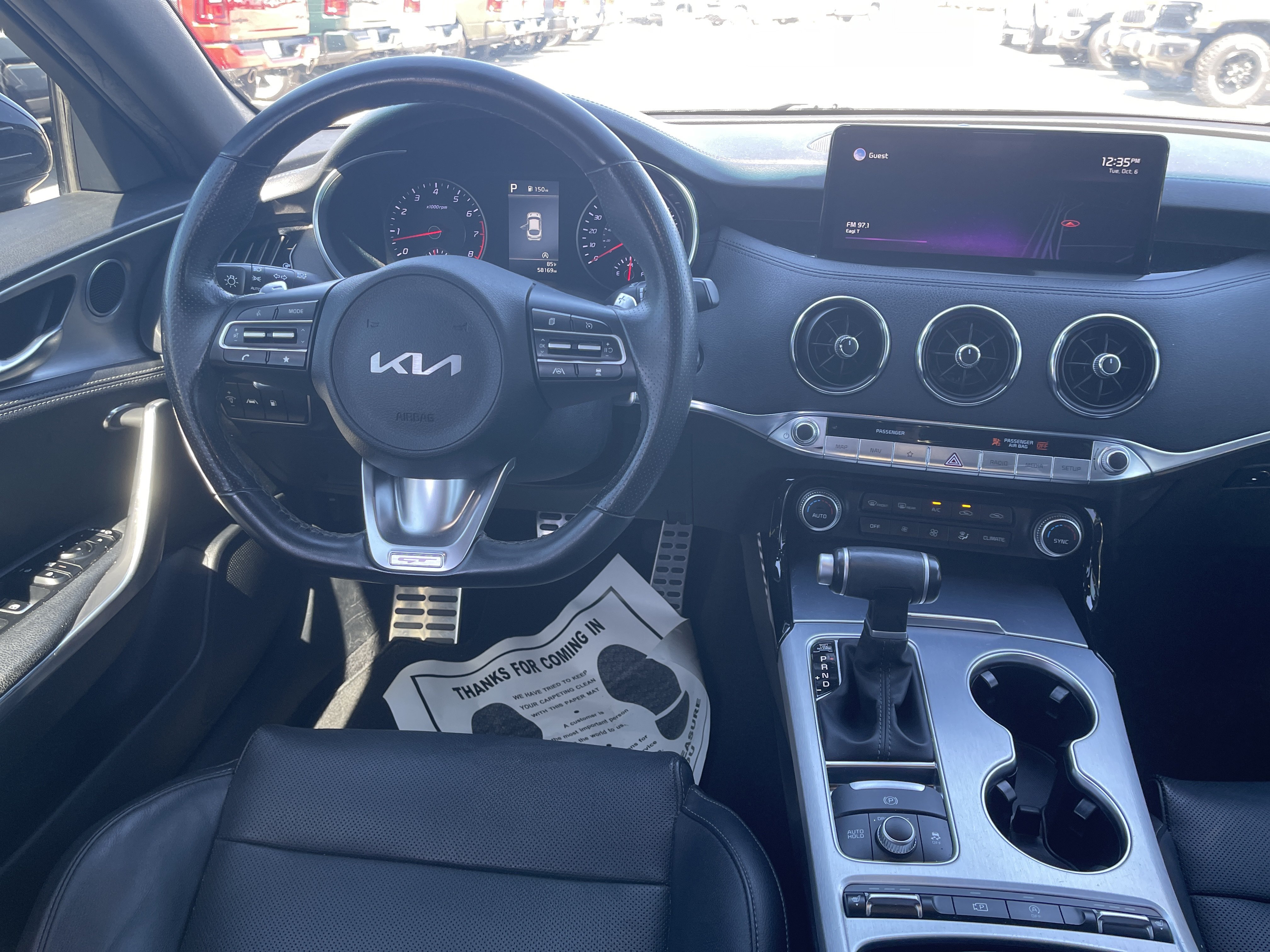 Used 2022 Kia Stinger GT1 RWD image 16