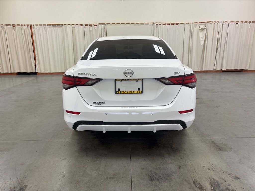 Used 2024 Nissan Sentra SV image 7