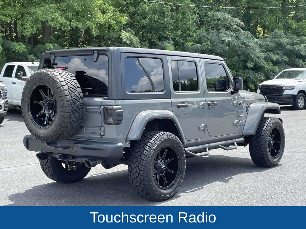 Used 2022 Jeep Wrangler Unlimited Sahara AWD/4WD image 8