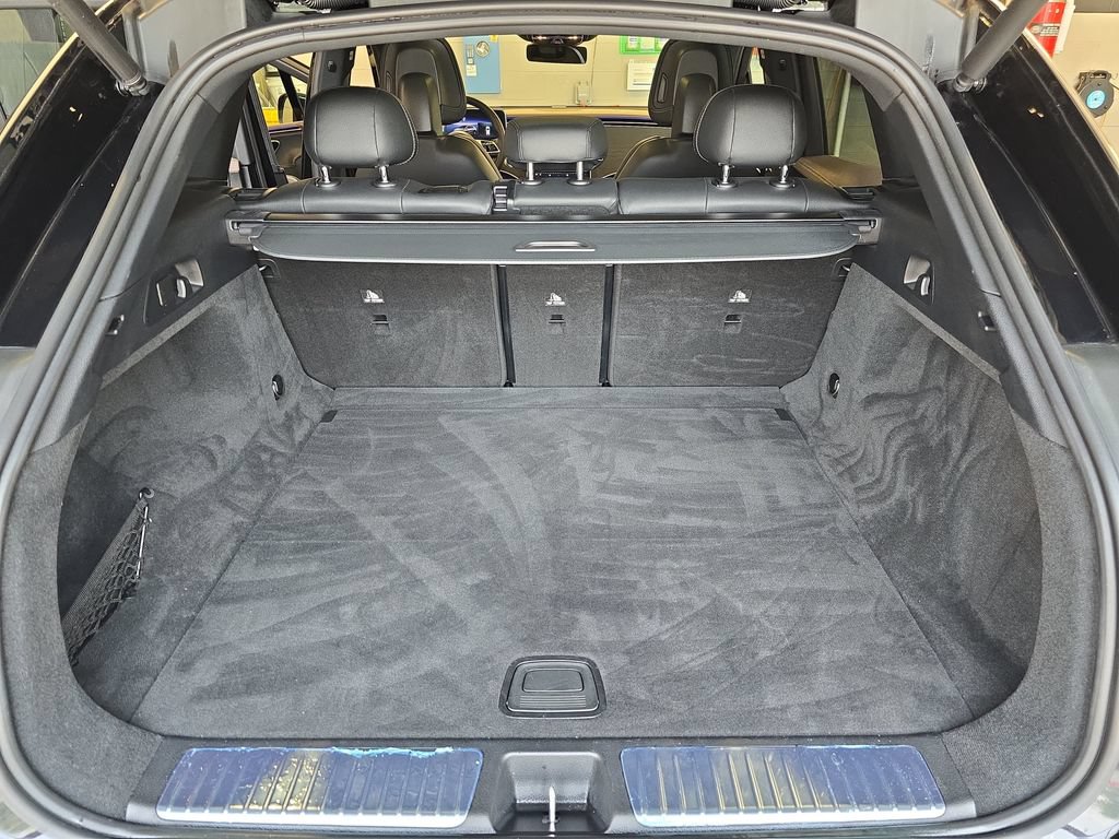 Certified 2023 Mercedes-Benz EQE 350+ SUV image 13