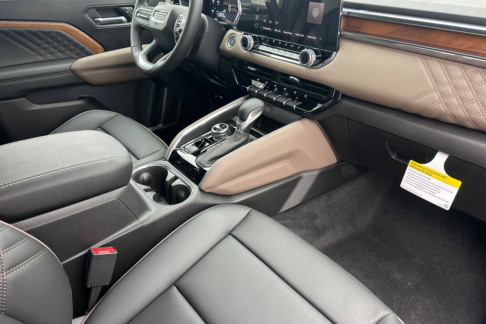 New 2026 GMC Canyon Denali image 16