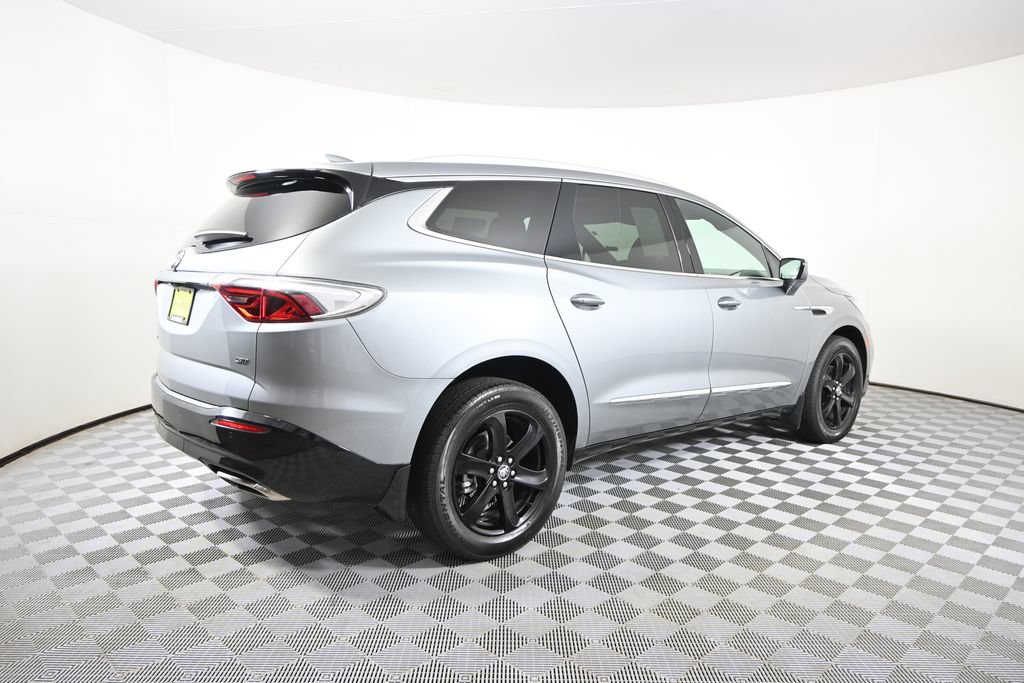 Used 2023 Buick Enclave Essence w/ Experience Buick Package AWD/4WD image 6