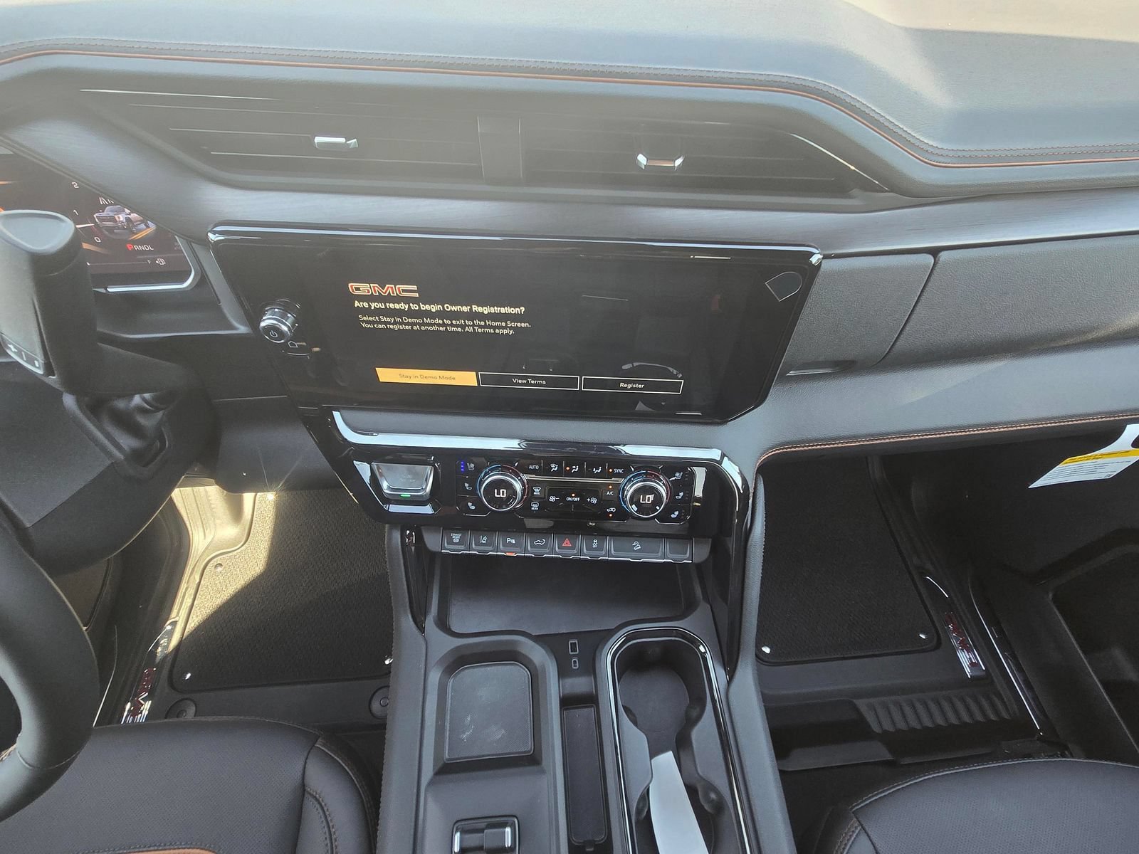 New 2026 GMC Sierra 2500 AT4 w/ AT4 Premium Plus Package AWD/4WD image 8