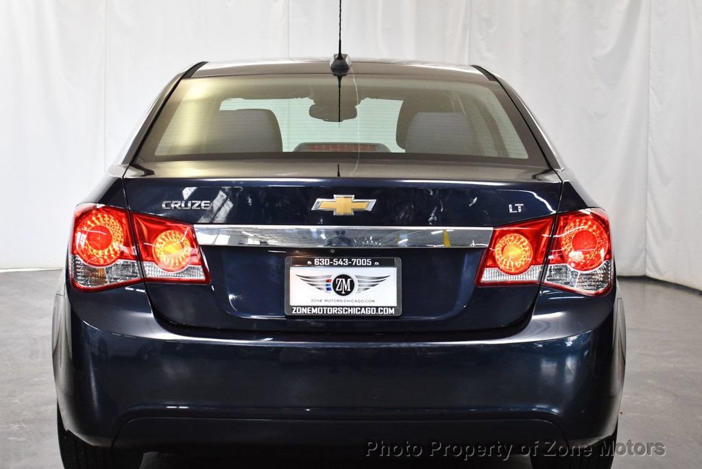 Used 2016 Chevrolet Cruze LT FWD image 10
