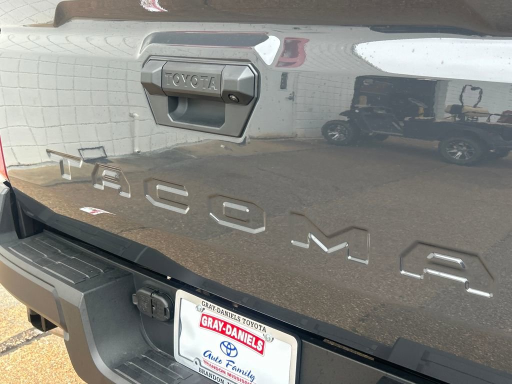 New 2026 Toyota Tacoma SR image 32