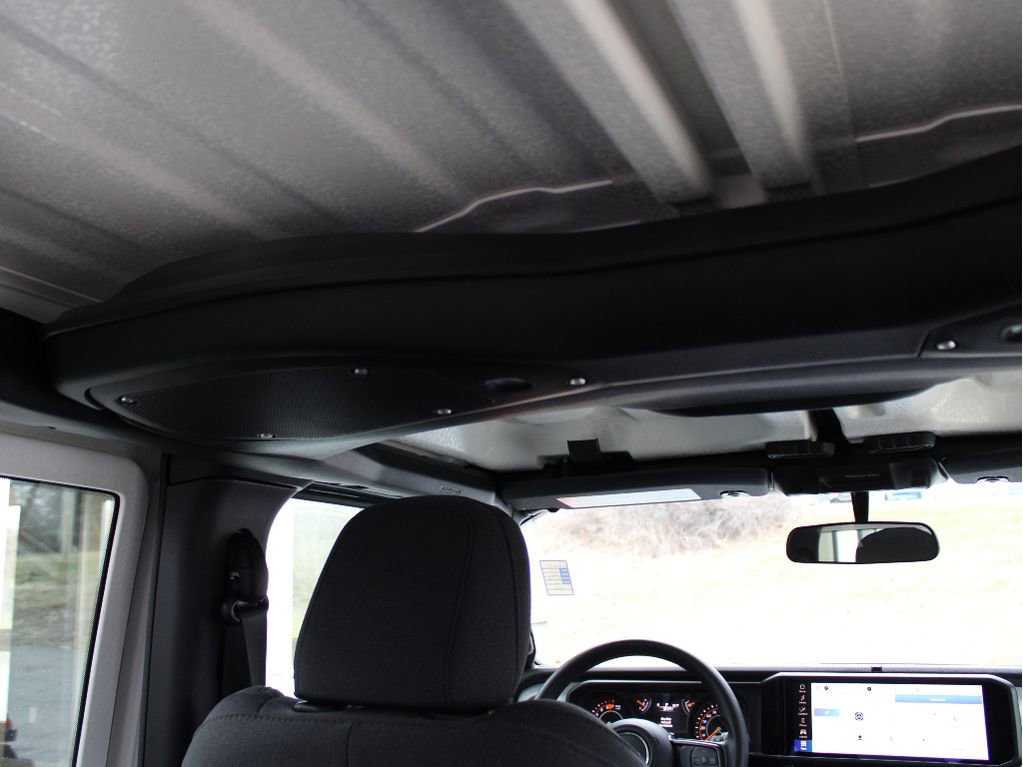 New 2026 Jeep Wrangler Sport AWD/4WD image 32