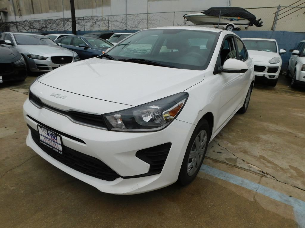Used 2022 Kia Rio LX image 3