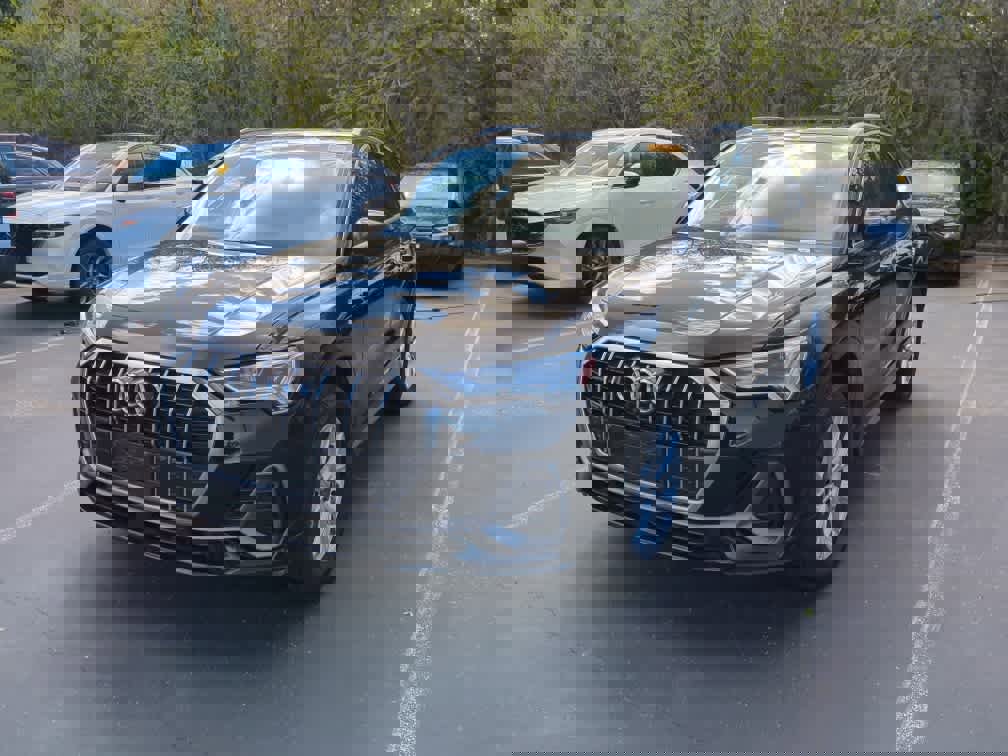 Used 2023 Audi Q3 2.0T Premium Plus image 2