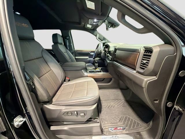 Used 2025 Chevrolet Silverado 1500 High Country w/ Midnight Edition image 25
