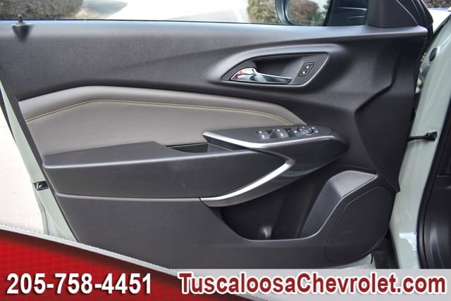 New 2026 Chevrolet Trax ACTIV w/ Sunroof Package image 12