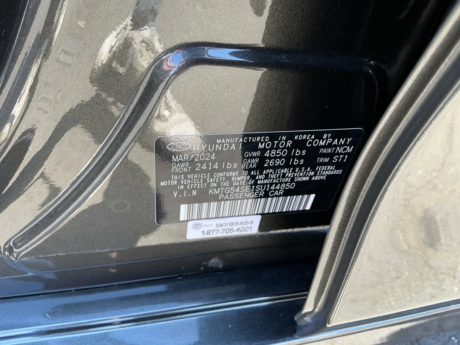 Used 2025 Genesis G70 3.3T Advanced w/ Sport Prestige Package image 27