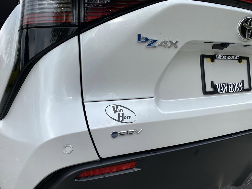 Used 2024 Toyota bZ4X XLE image 45