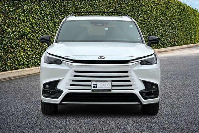 New 2026 Lexus TX 500h AWD image 3