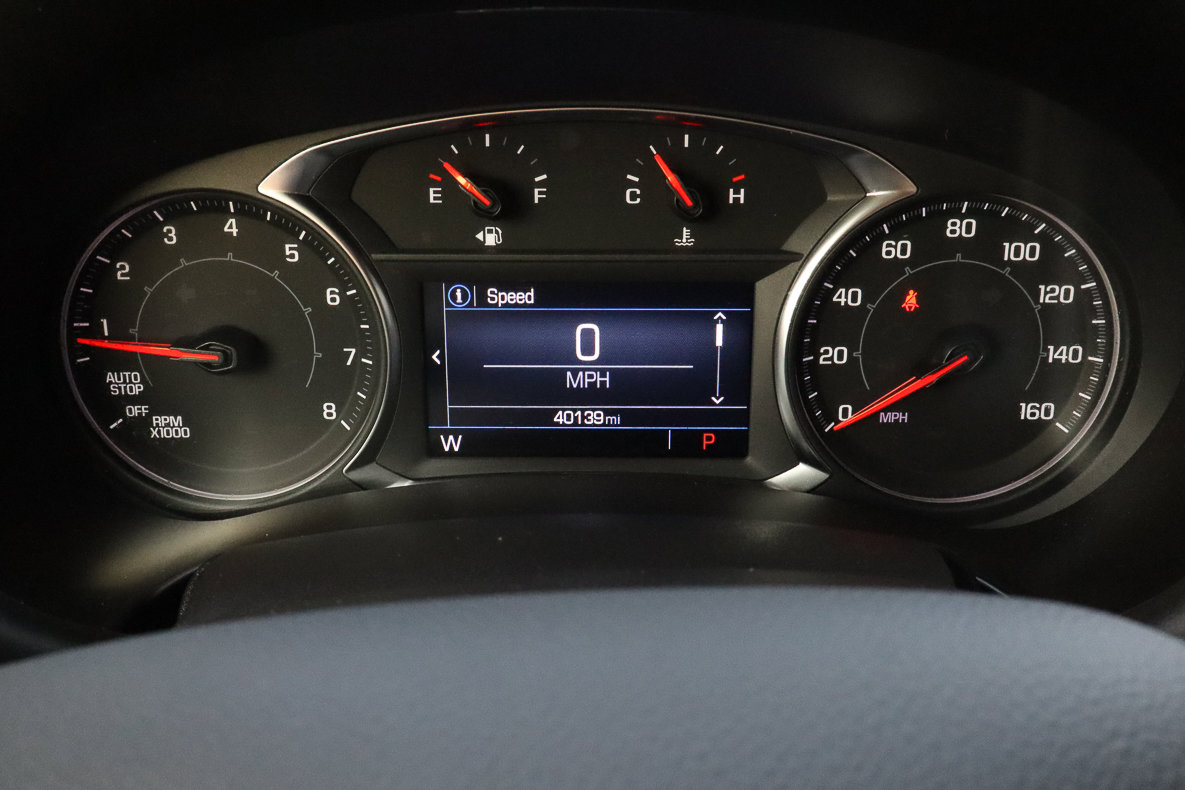 Used 2024 GMC Terrain SLE image 27