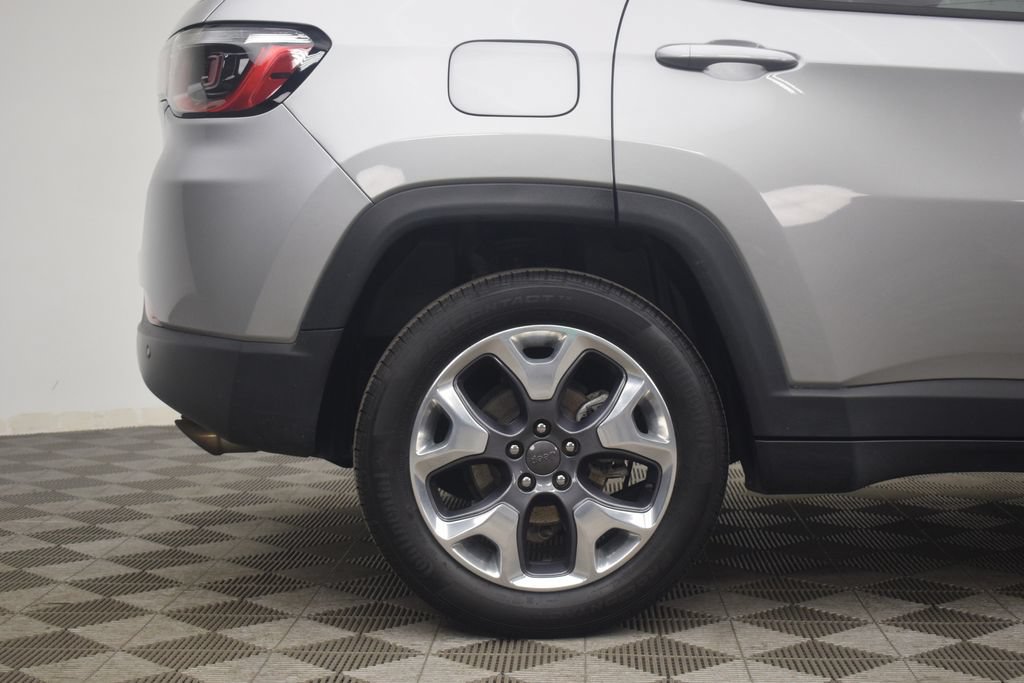 Used 2022 Jeep Compass Limited AWD/4WD image 30